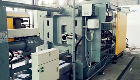 如何解決壓鑄機(jī)加工時(shí)產(chǎn)生的氧化夾渣問(wèn)題？